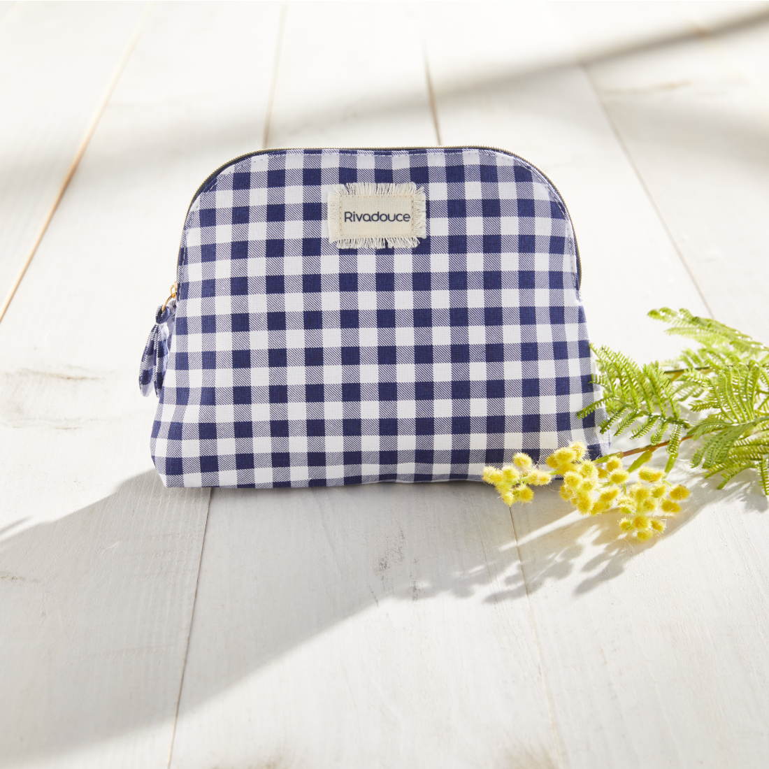 Trousse Vichy bleu marine image number null